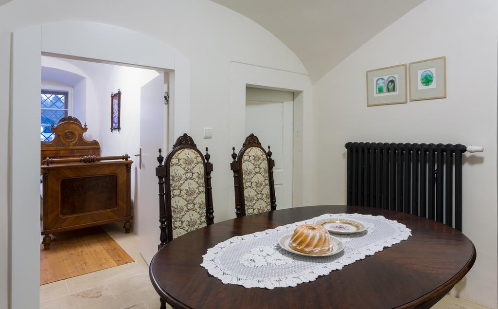 Zamecke Apartmany ลิโตมิเชล ภายนอก รูปภาพ